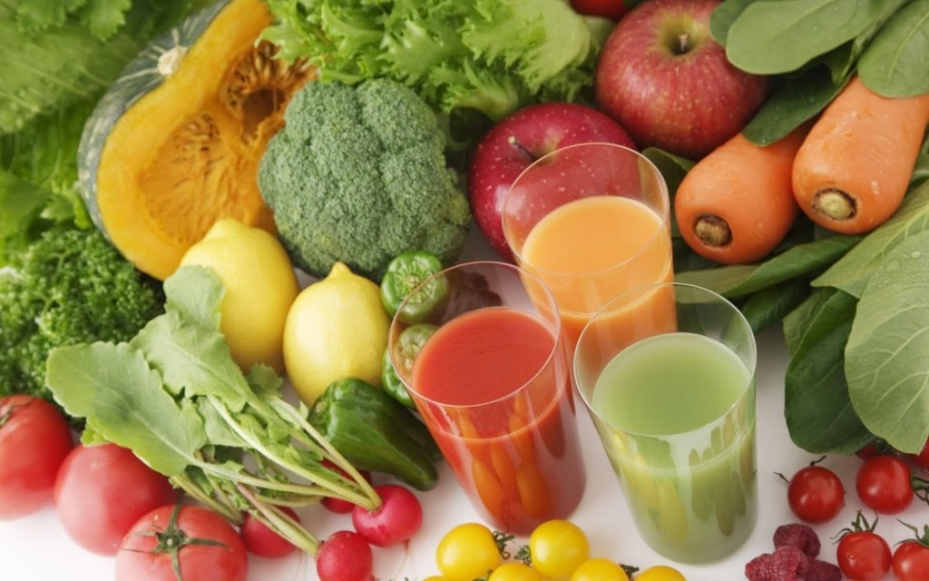 Un frullato o un estratto consentono di introdurre più frutta e verdura nella vostra alimentazione