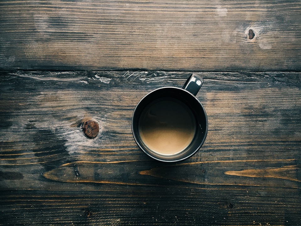Il caffè fa bene o no? 8 ragioni per berlo senza problemi